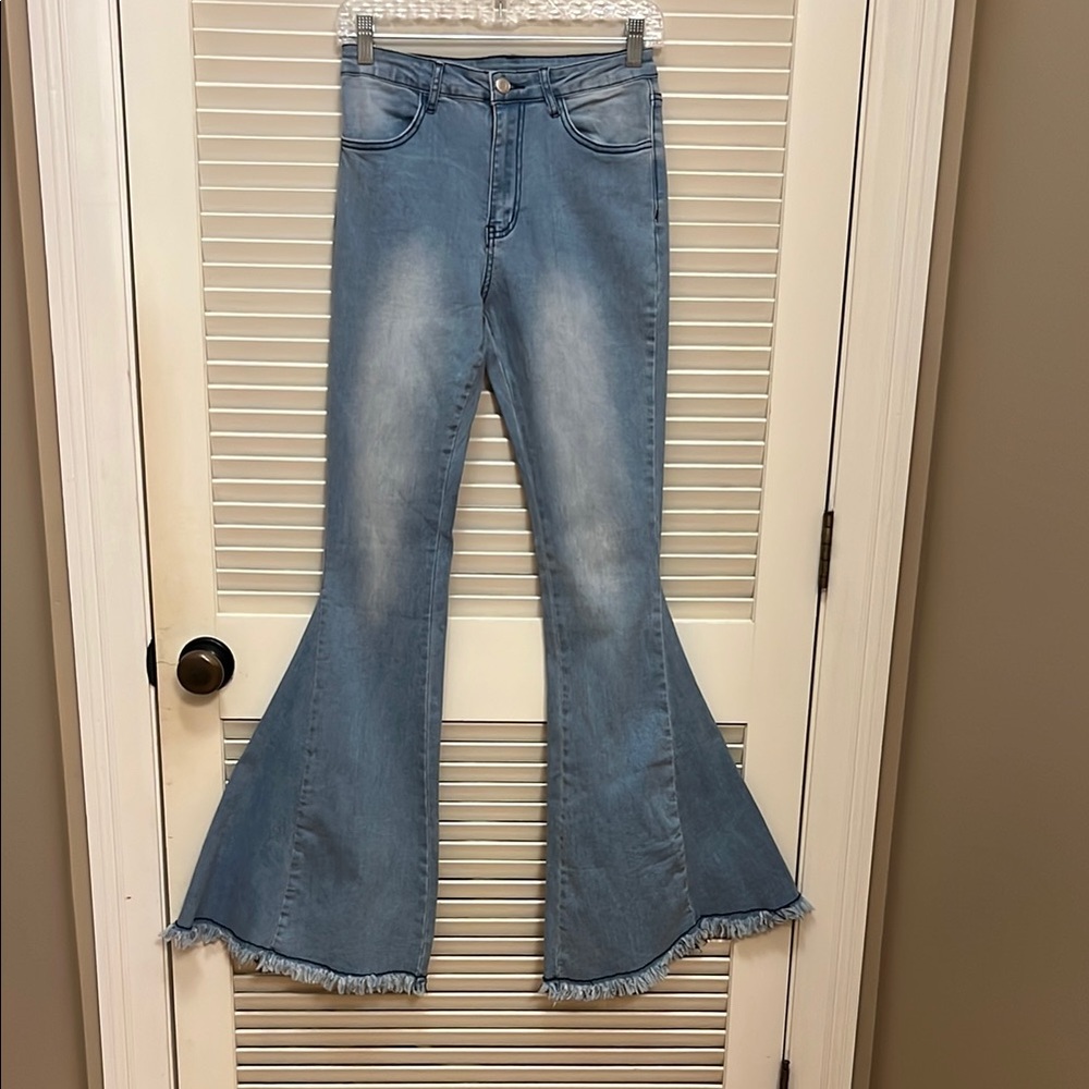 Saints & Hearts Flared Jeans, in Light Denim, Size XSmall, NWT